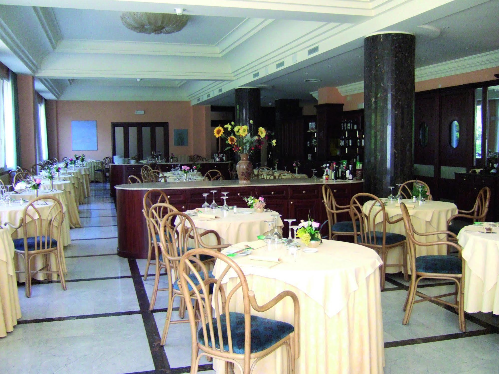 Grand Hotel Antiche Terme Di Pigna Exterior foto